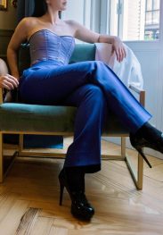 Mistress Caroline Caos F