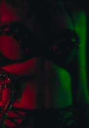 Mistress Freya – International Dominatrix